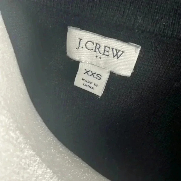 Women’s J. Crew Black Button Front Blazer Excellent Condition! - Picture 3 of 3